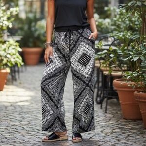 BEBOP Black White Bandana Palazzo Harem Pants M | Wide Leg Boho Indie Beach Bold